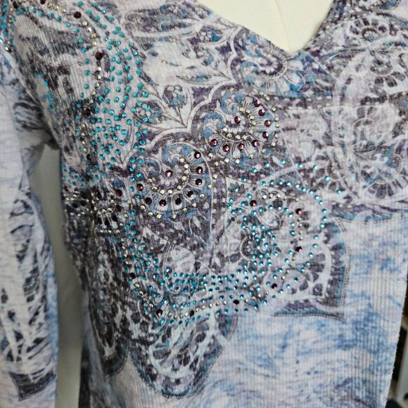 Kiara Aqua Embellished V-Neck Long Sleeve Top M โ Boho Blue Paisley - Picture 4 of 8